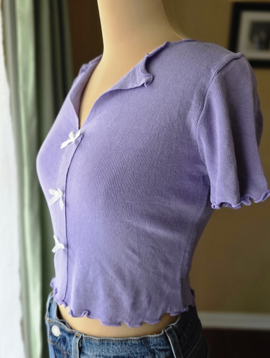 Lavender Bow Front Sweater Knit Crop Top Size S with Lettuce Trim Detail - Picture 2 of 6